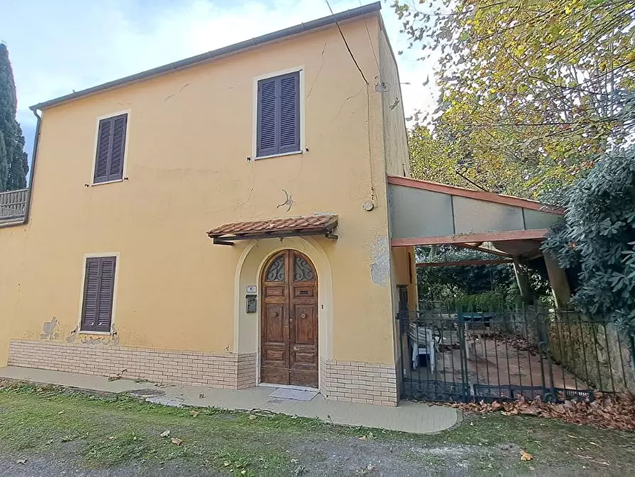 Immagine 1 di Casa indipendente in vendita  a Rosignano Marittimo