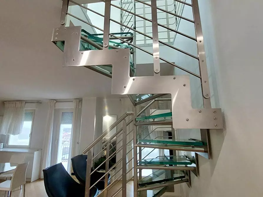 Immagine 35 di Mansarda in vendita  a Viareggio