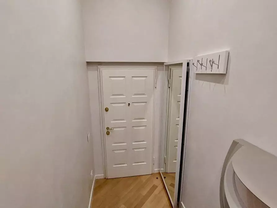 Immagine 33 di Mansarda in vendita  a Viareggio