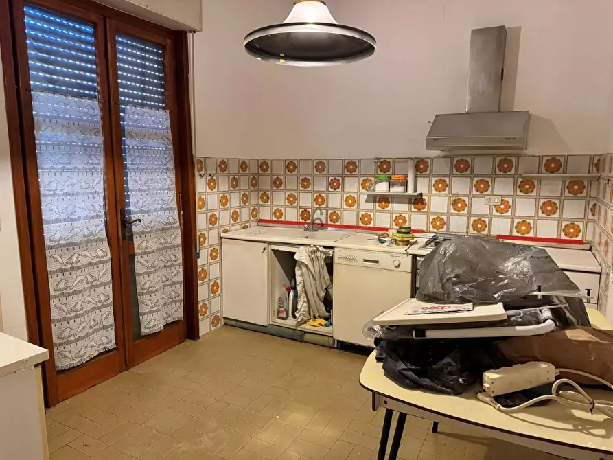 Immagine 19 di Casa trifamiliare in vendita  a Viareggio
