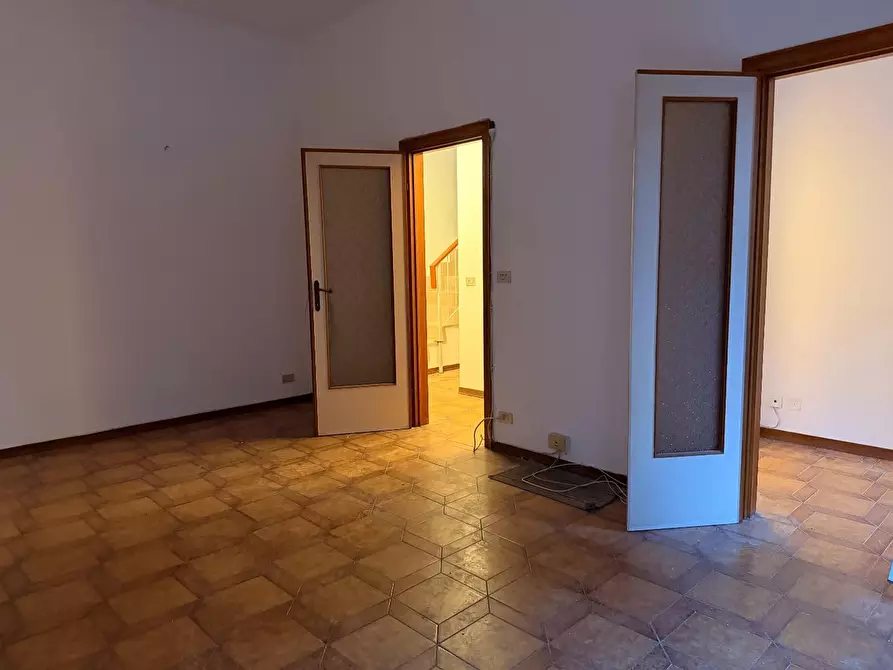 Immagine 22 di Casa trifamiliare in vendita  a Viareggio