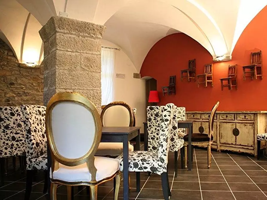 Immagine 4 di Palazzo in vendita  a Carrodano