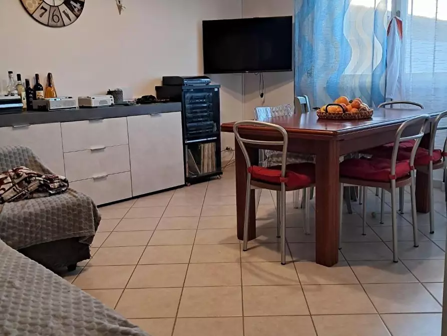 Immagine 5 di Appartamento in vendita  a Cascina