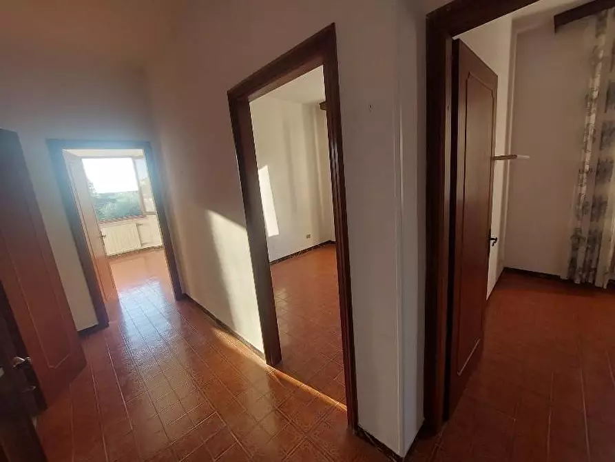 Immagine 27 di Casa semindipendente in vendita  a Massa