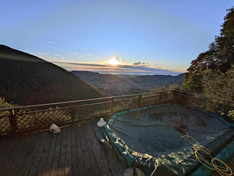 Immagine 15 di Rustico / casale in vendita  a Camaiore