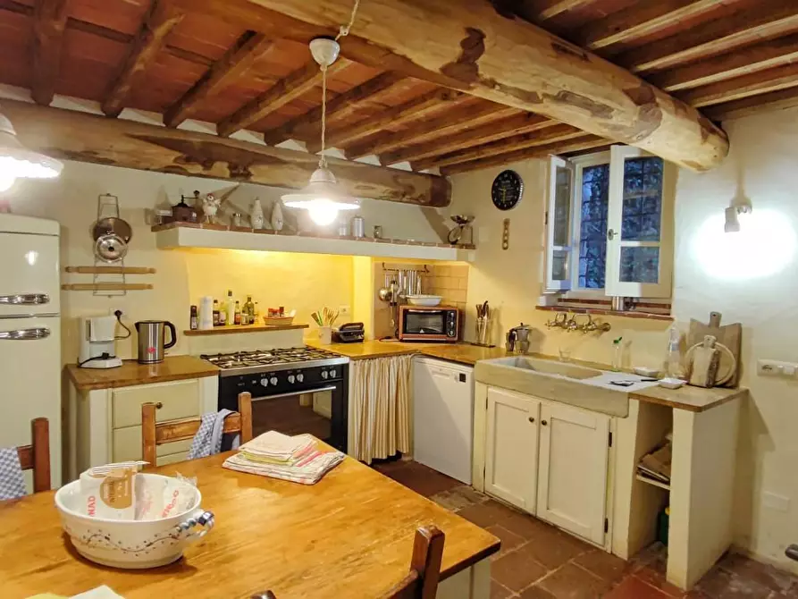 Immagine 23 di Rustico / casale in vendita  a Camaiore