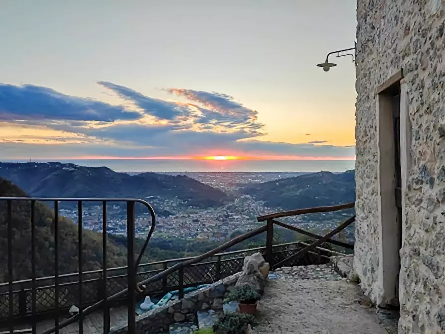 Immagine 25 di Rustico / casale in vendita  a Camaiore