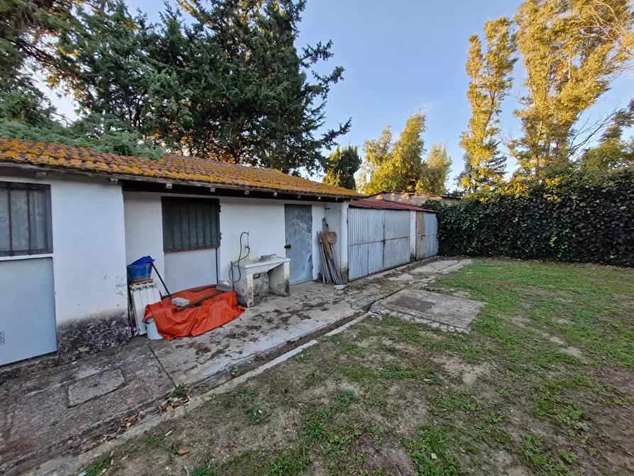 Immagine 8 di Porzione di casa in vendita  a Piombino