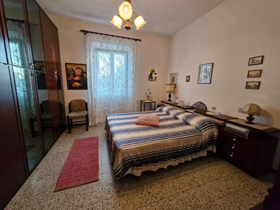 Immagine 31 di Porzione di casa in vendita  a Piombino