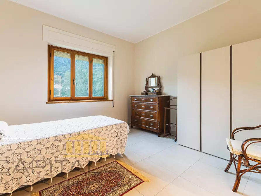 Immagine 16 di Porzione di casa in vendita  a Capannori