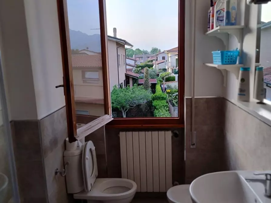 Immagine 10 di Casa bifamiliare in vendita  a Pietrasanta