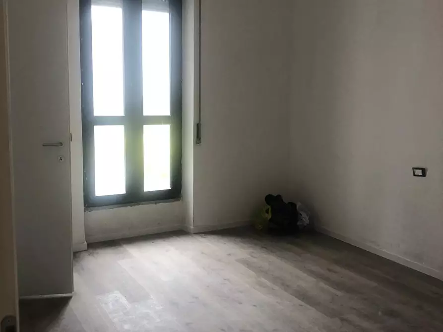 Immagine 10 di Appartamento in vendita  a Viareggio