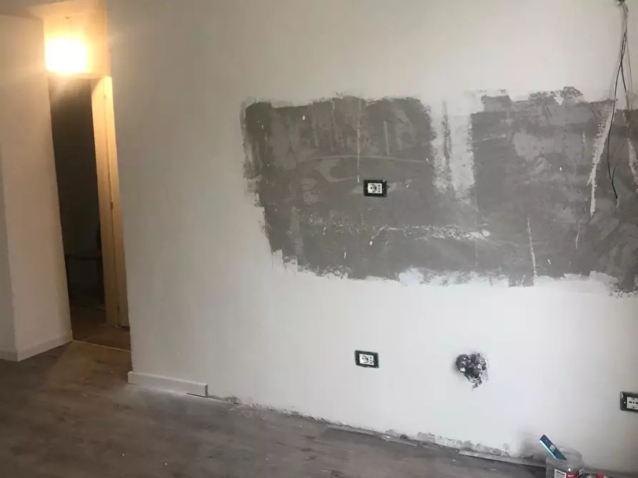 Immagine 3 di Appartamento in vendita  a Viareggio