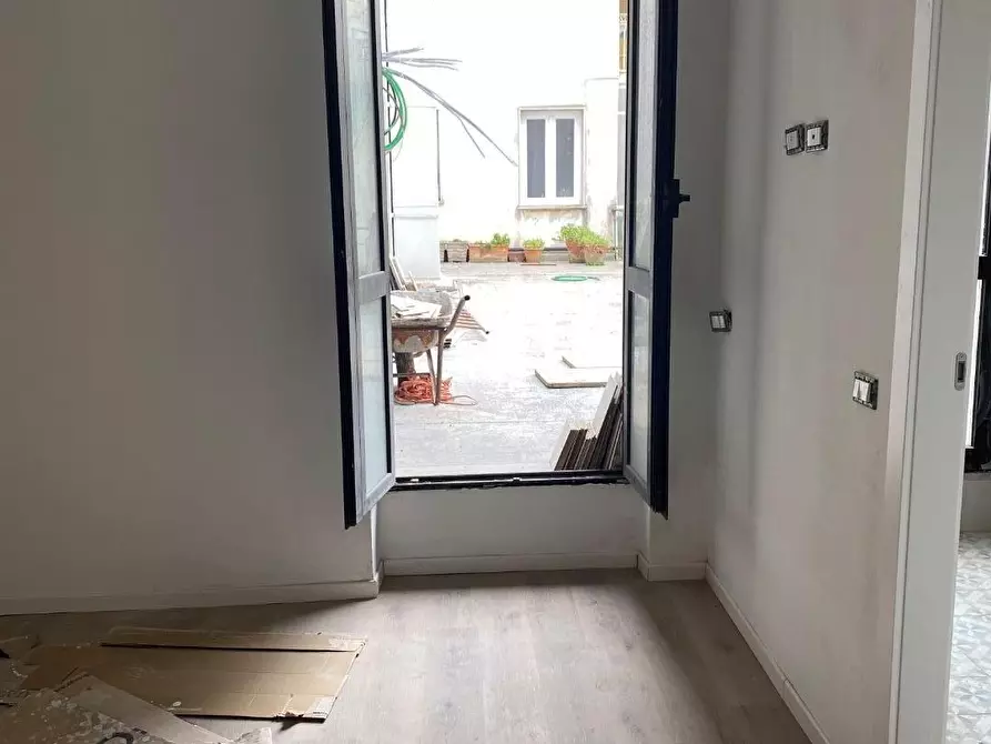 Immagine 18 di Appartamento in vendita  a Viareggio