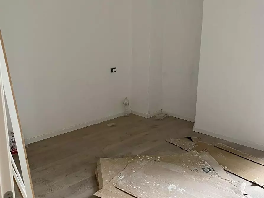 Immagine 19 di Appartamento in vendita  a Viareggio