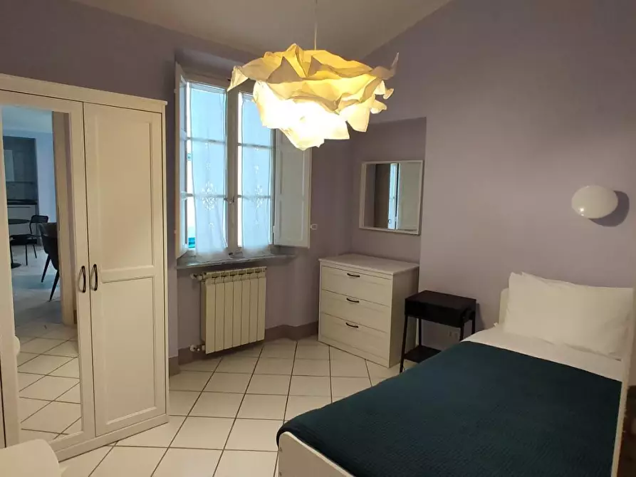 Immagine 17 di Appartamento in vendita  a Lucca