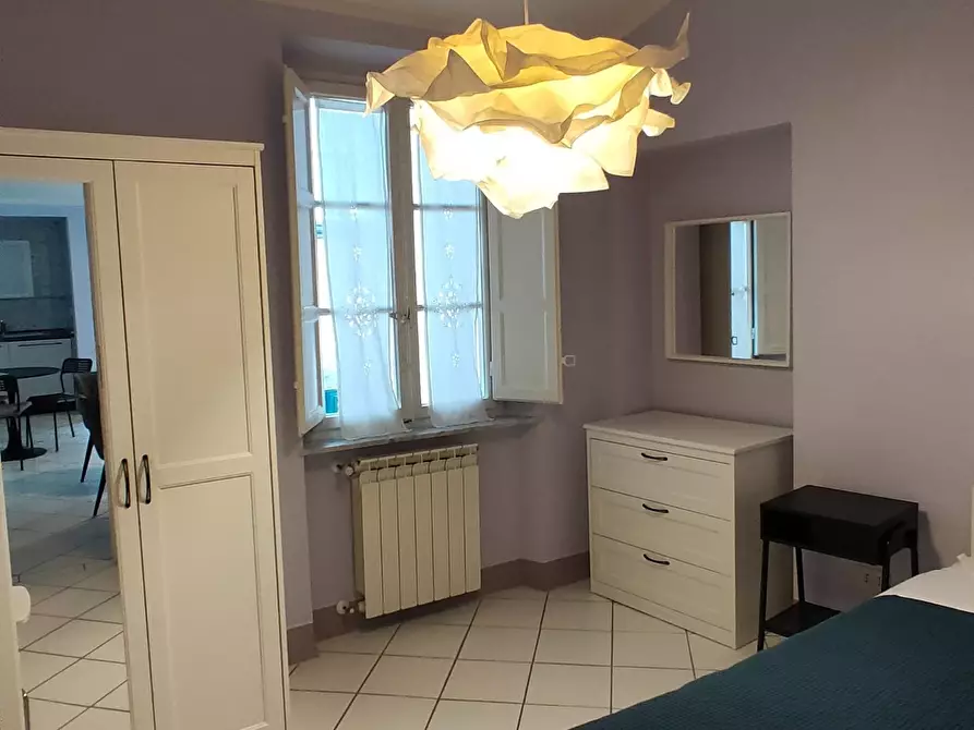 Immagine 16 di Appartamento in vendita  a Lucca