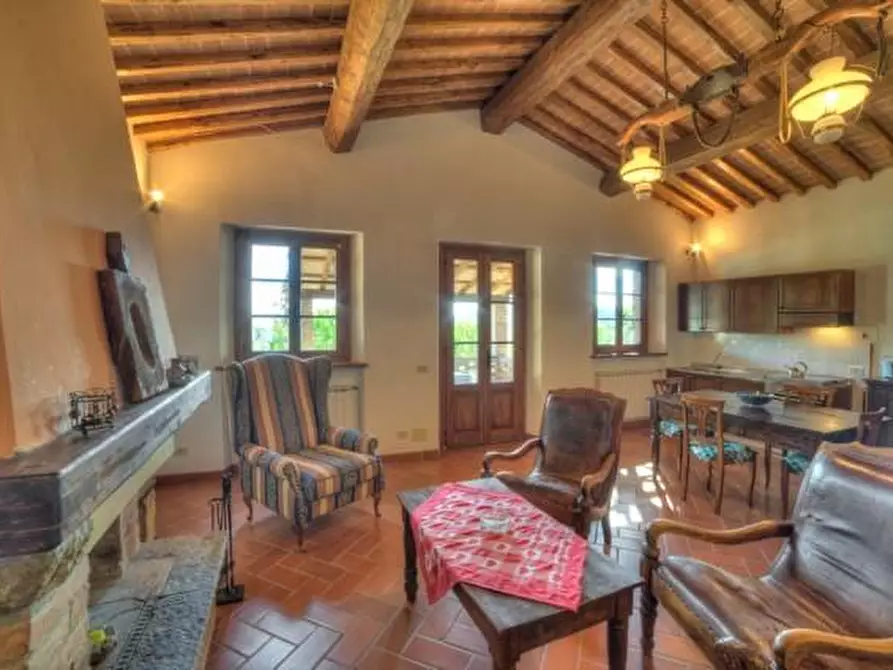 Immagine 12 di Azienda agricola in vendita  a Volterra