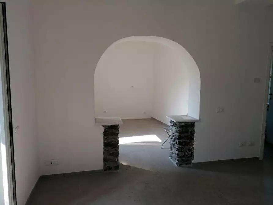 Immagine 6 di Appartamento in vendita  a Carrara