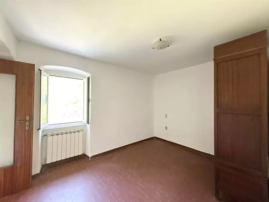 Immagine 20 di Casa bifamiliare in vendita  a Fosdinovo