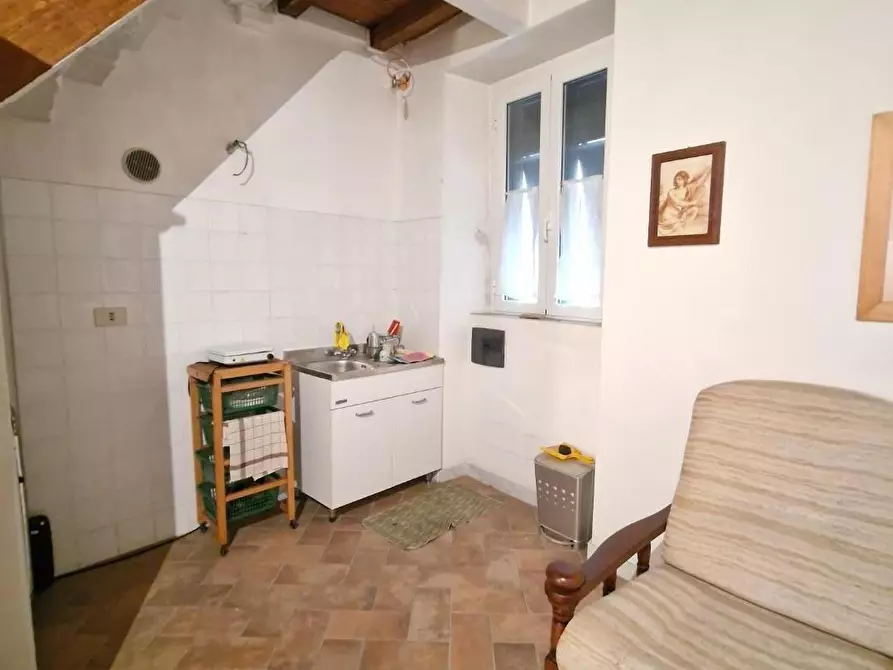 Immagine 6 di Appartamento in vendita  a Carrara