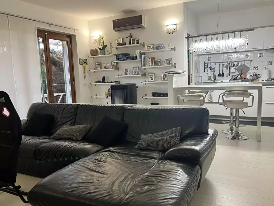 Immagine 30 di Villetta a schiera in vendita  a Sarzana