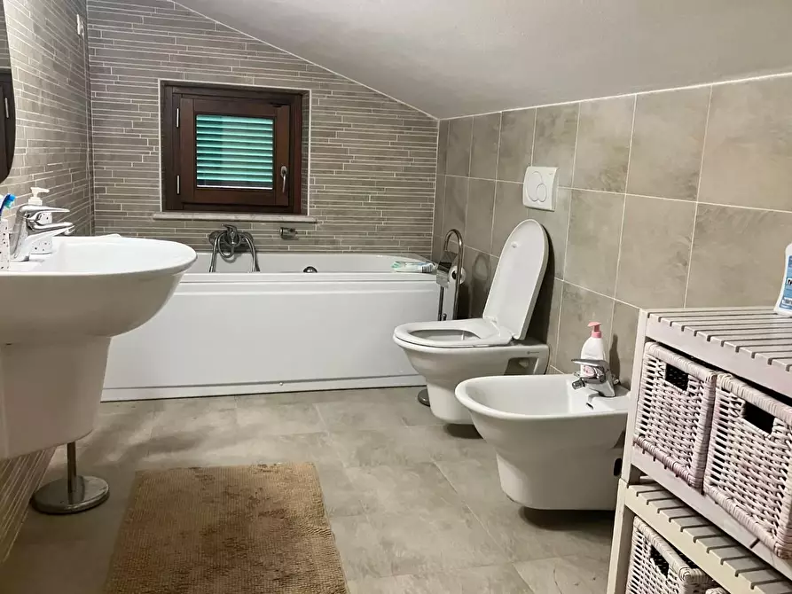 Immagine 22 di Villetta a schiera in vendita  a Sarzana