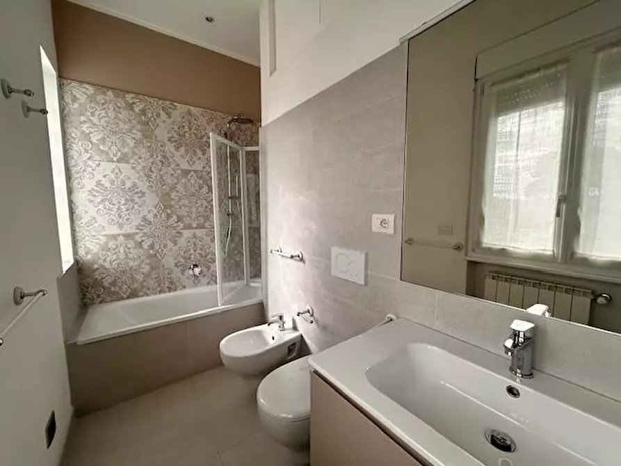 Immagine 11 di Villa in affitto  a Forte Dei Marmi