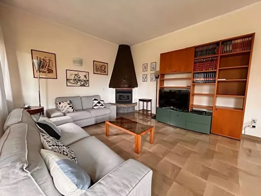 Immagine 4 di Villa in affitto  a Forte Dei Marmi