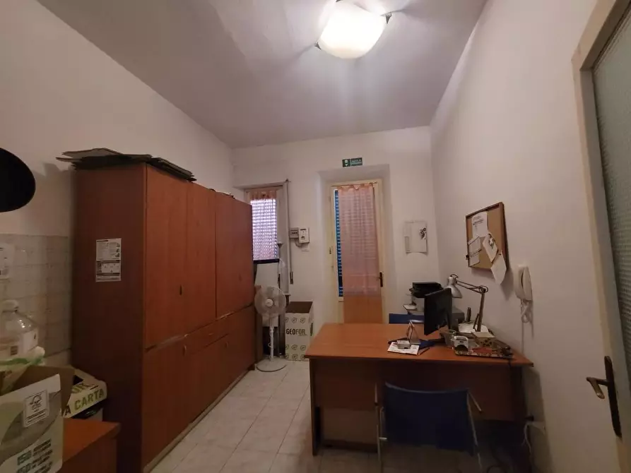 Immagine 6 di Villa in vendita  a Pisa