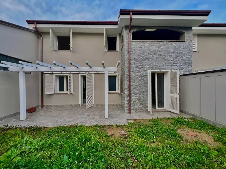 Immagine 4 di Villetta a schiera in vendita  a Fucecchio