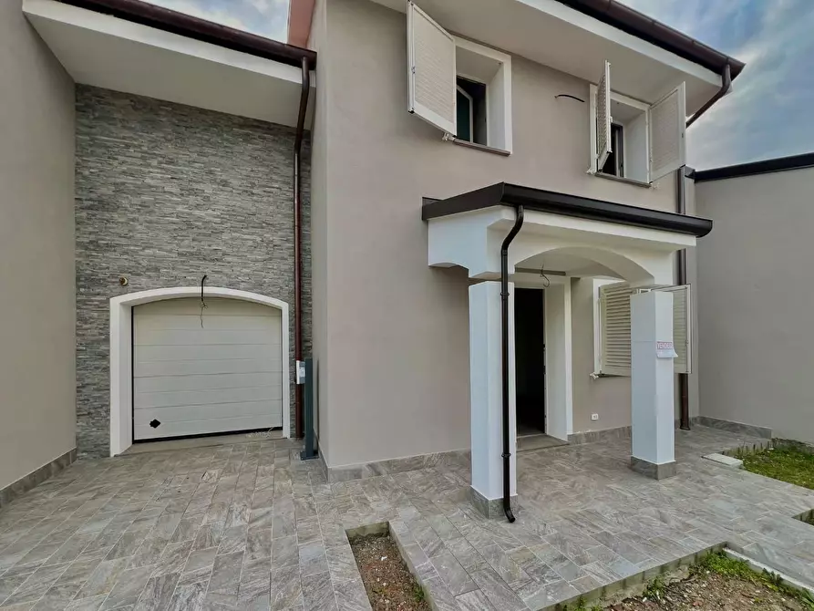 Immagine 3 di Villetta a schiera in vendita  a Fucecchio