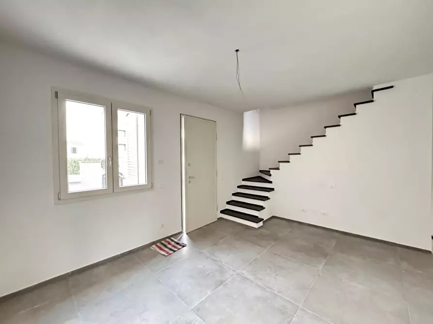 Immagine 12 di Villetta a schiera in vendita  a Fucecchio