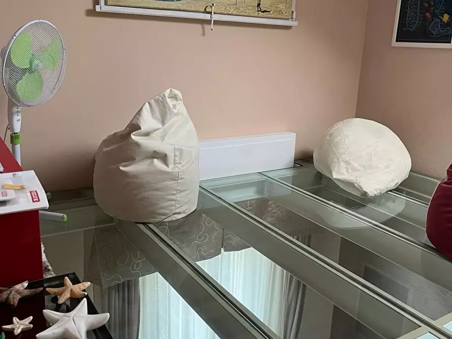 Immagine 9 di Casa bifamiliare in vendita  a Camaiore