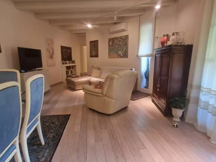 Immagine 7 di Appartamento in vendita  a Massarosa