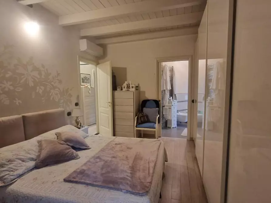 Immagine 22 di Appartamento in vendita  a Massarosa