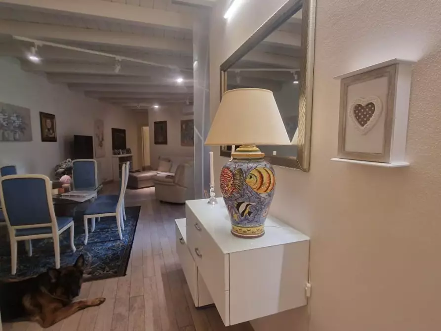 Immagine 1 di Appartamento in vendita  a Massarosa