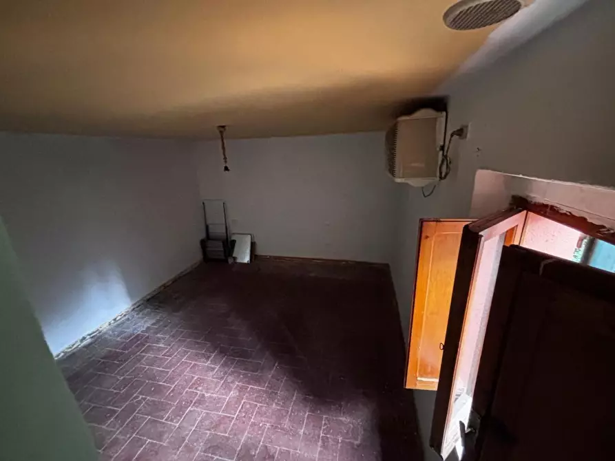 Immagine 20 di Appartamento in vendita  a Peccioli