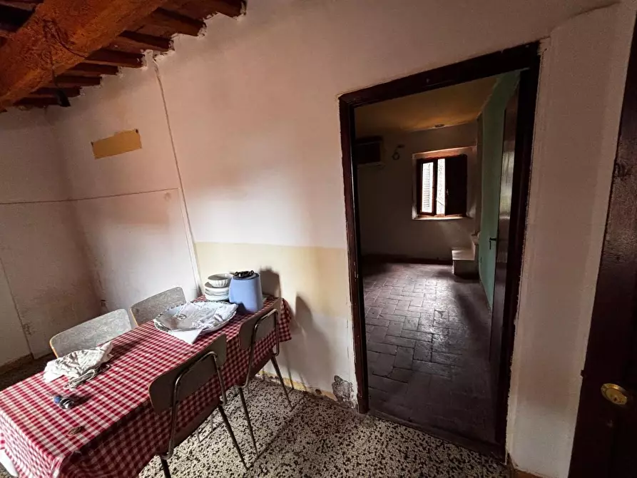 Immagine 11 di Appartamento in vendita  a Peccioli