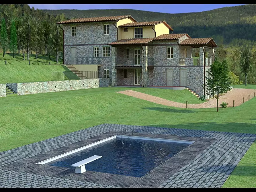 Immagine 30 di Casa colonica in vendita  a Massa E Cozzile