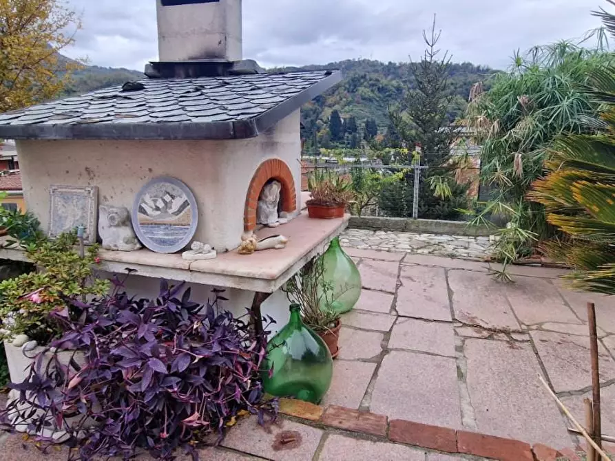 Immagine 2 di Casa semindipendente in vendita  a Carrara