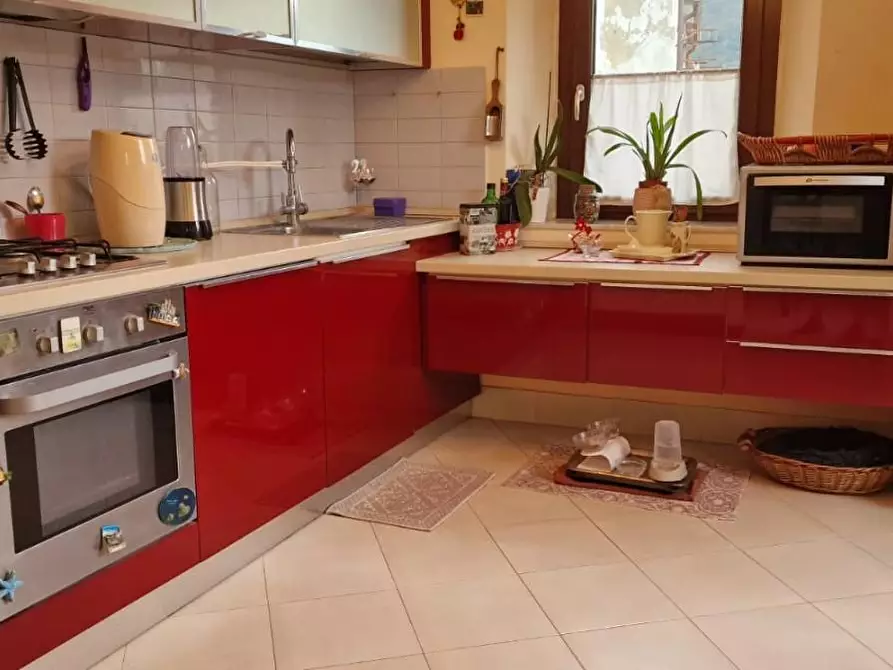 Immagine 19 di Casa semindipendente in vendita  a Carrara