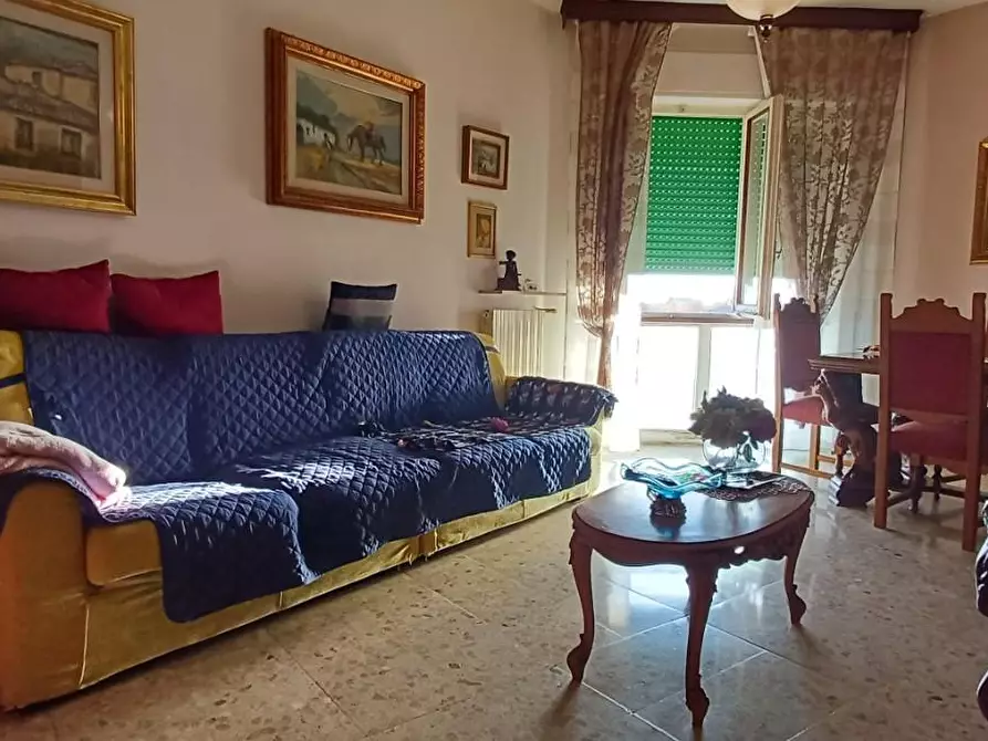 Immagine 8 di Appartamento in vendita  a Massa