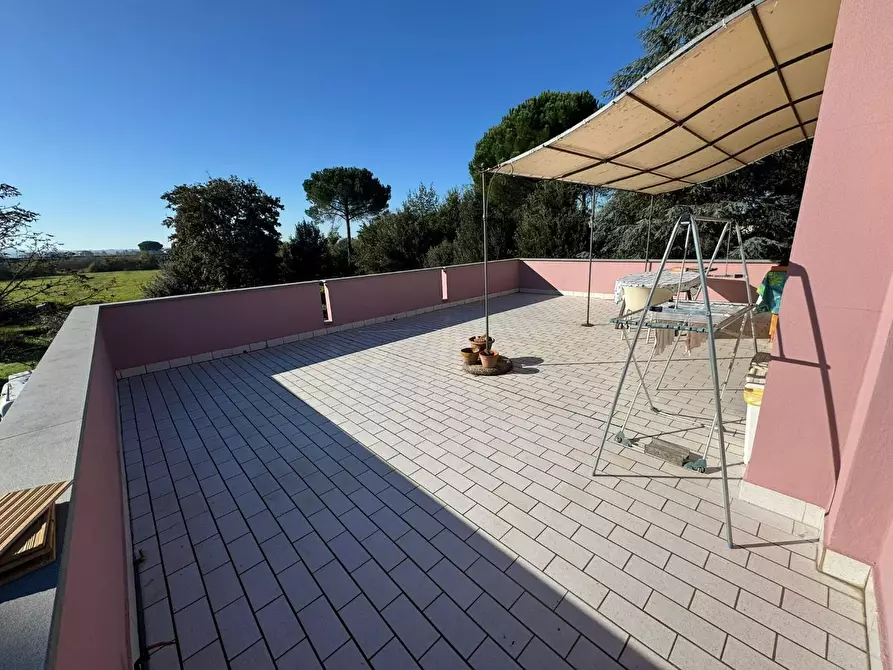 Immagine 17 di Casa indipendente in vendita  a Pontedera