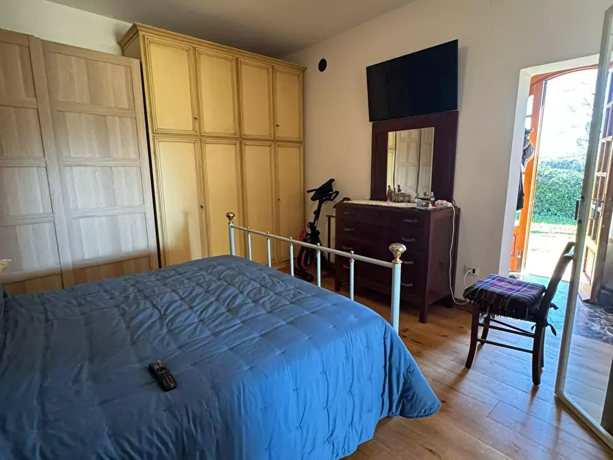 Immagine 53 di Casa indipendente in vendita  a Pontedera