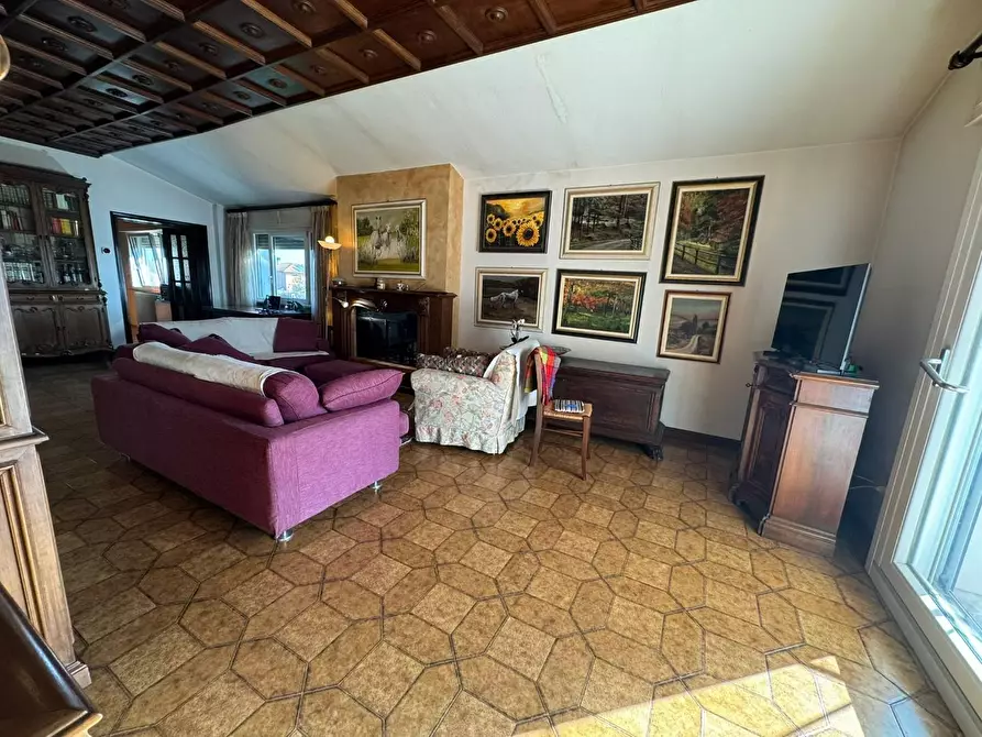 Immagine 21 di Casa indipendente in vendita  a Pontedera