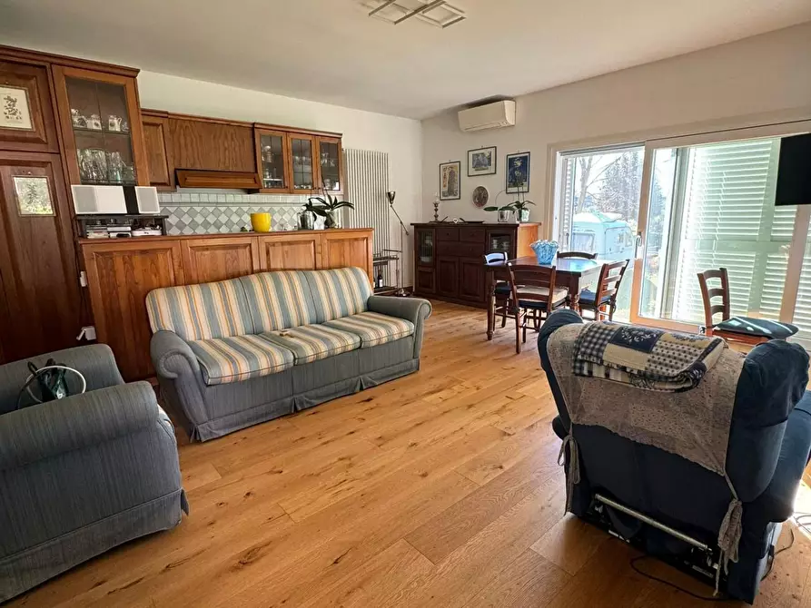 Immagine 52 di Casa indipendente in vendita  a Pontedera