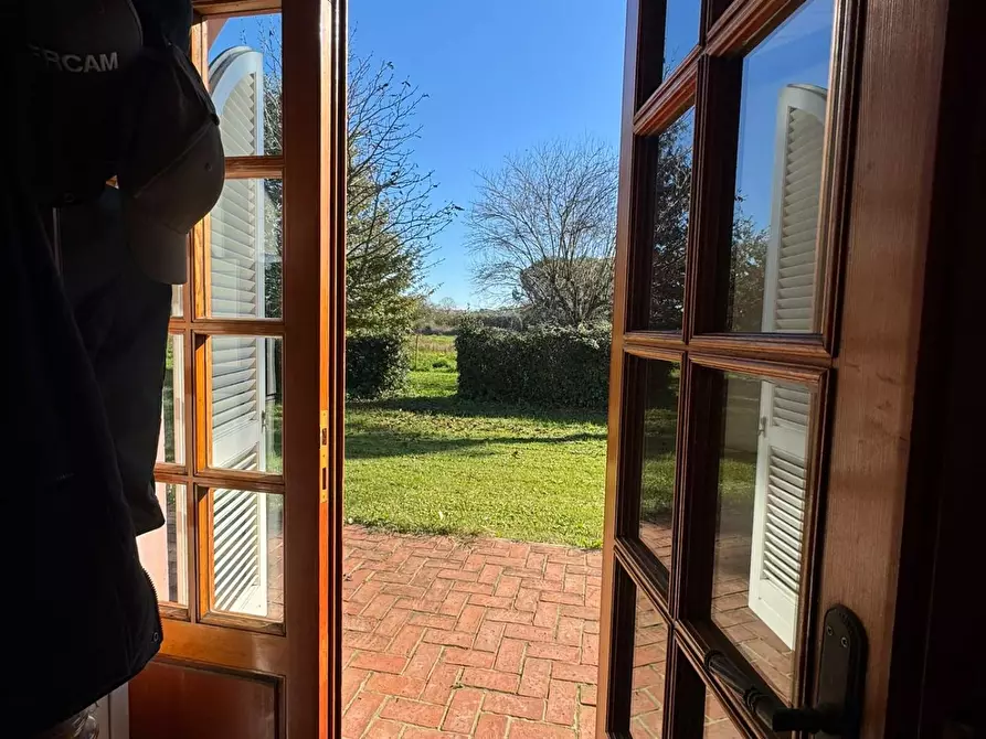 Immagine 60 di Casa indipendente in vendita  a Pontedera