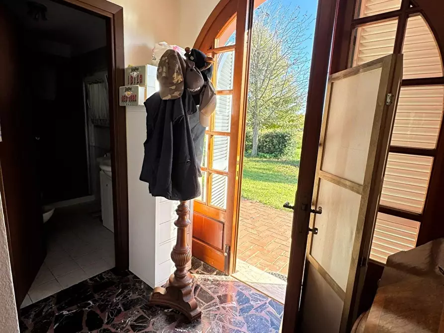 Immagine 62 di Casa indipendente in vendita  a Pontedera