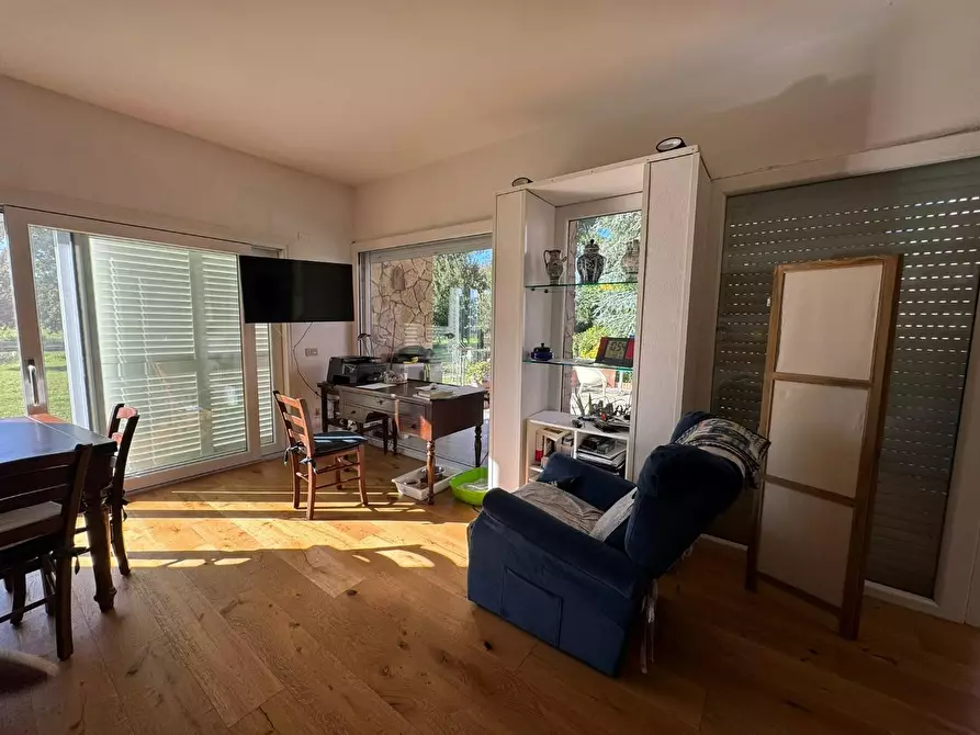 Immagine 55 di Casa indipendente in vendita  a Pontedera